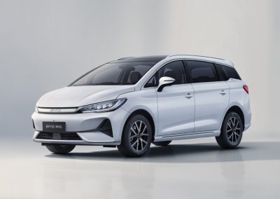 BYD M6 pilihan warna foto (1)